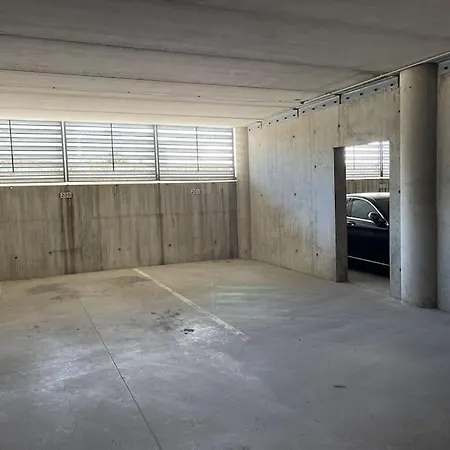 Spacious Close To Center-lauluvaljak Apartment